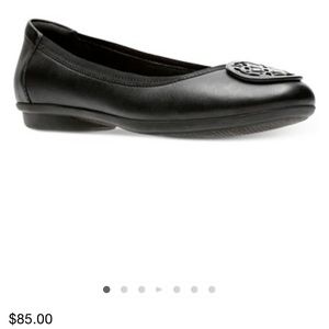 Clarks Black Leather Ballet Flats Work Shoes 6 GUC